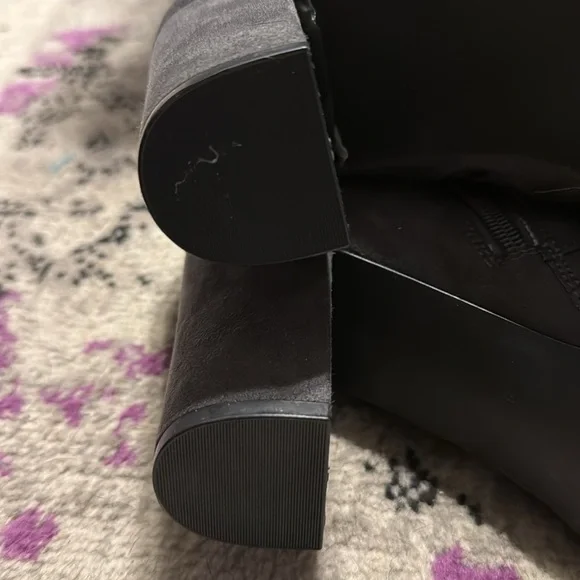 NWOB Metaphor Gray Lace-Up Boots - Picture 9 of 11